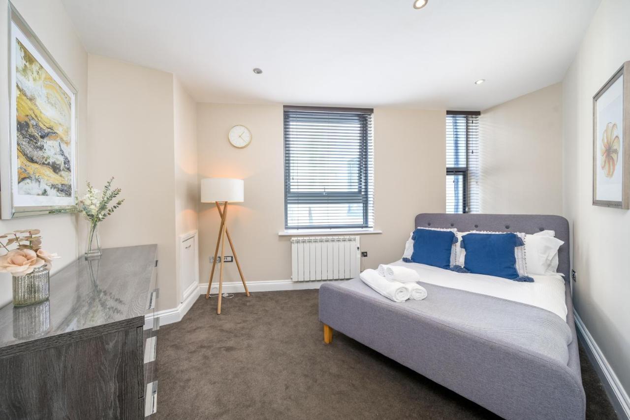 Spacious 2 Bedroom Apartment - Sleeps 6 Hove Buitenkant foto