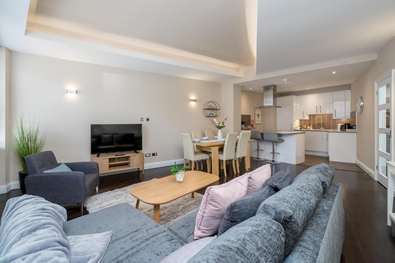 Spacious 2 Bedroom Apartment - Sleeps 6 Hove Buitenkant foto